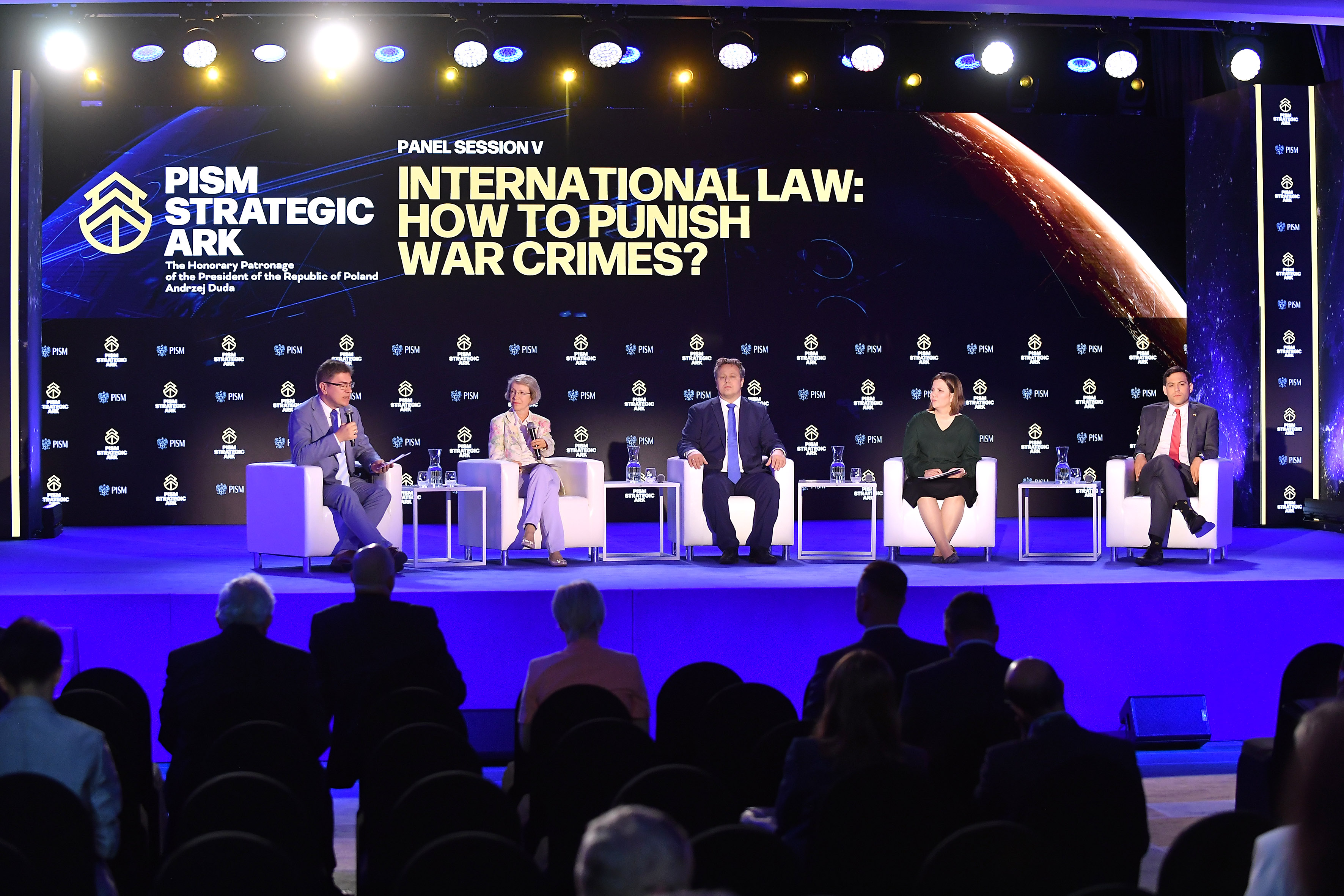 Panel Session V - International Law: How to Punish War Crimes?