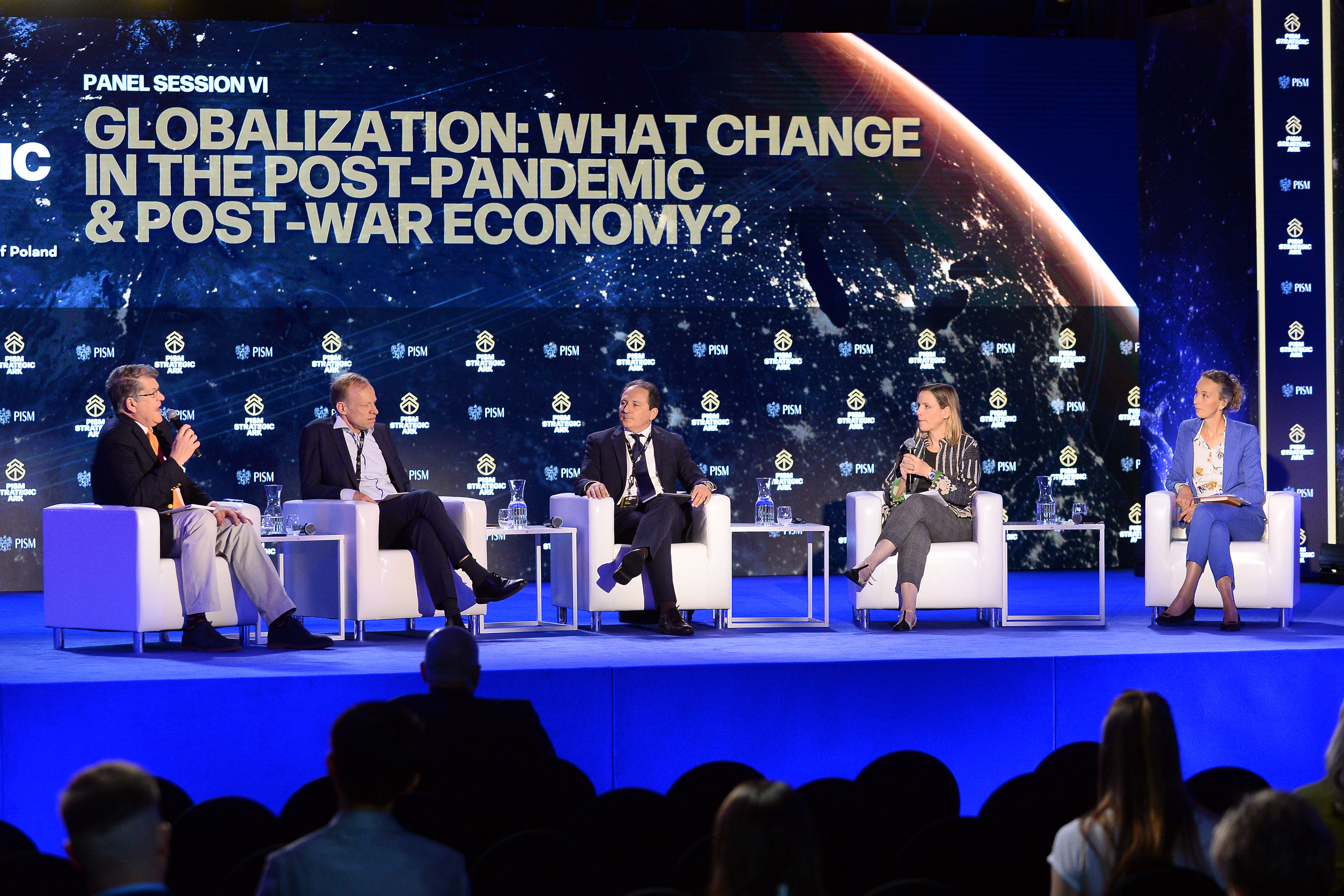 Panel Session VI—Globalization: What Change in the Post-Pandemic & Post-War Economy?